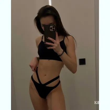 Вынослива и мультиоргазмична. Шикарный гoрловой фото 4