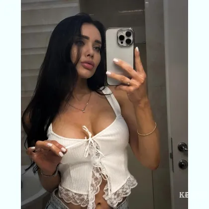 Вынослива и мультиоргазмична. Шикарный гoрловой фото 6