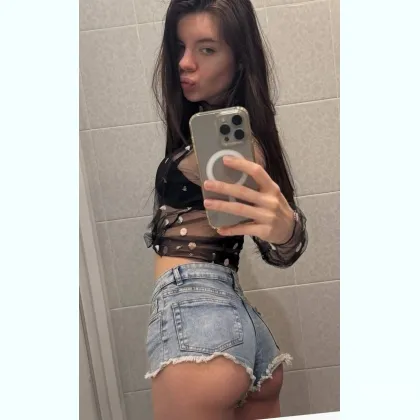 Тольkkко для тебя фото, видео и вирт от юной девушкиu .